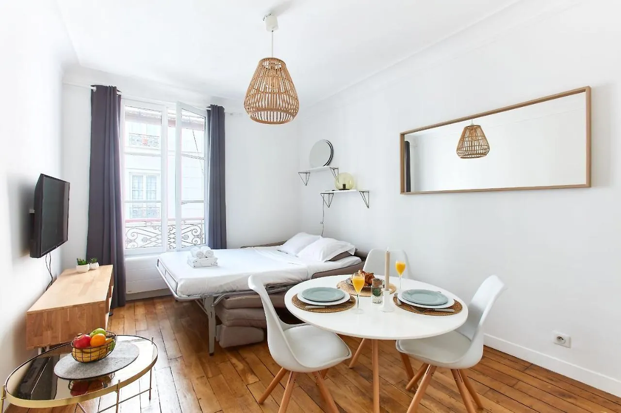 Montmartre City Apartment - Abbesses Paris 0*,