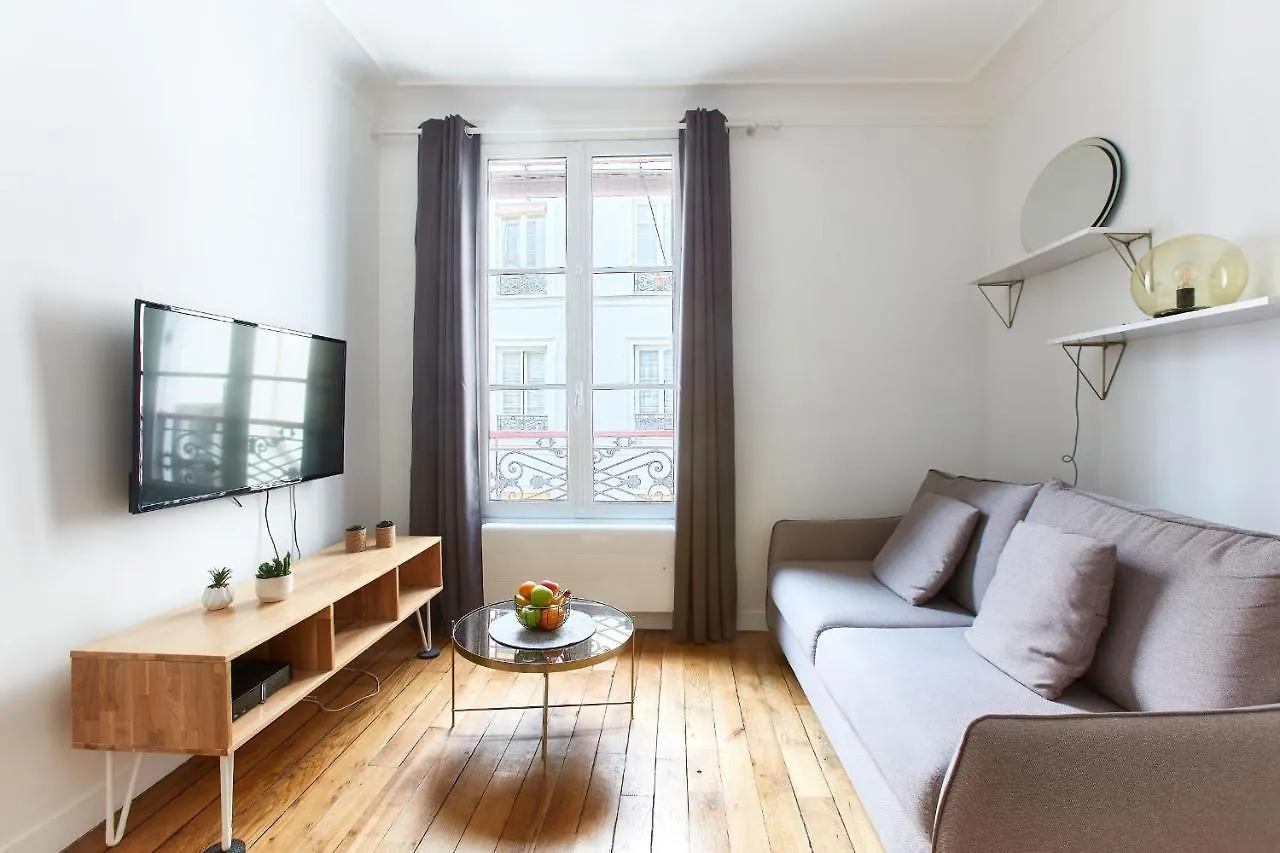 Montmartre City Apartment - Abbesses Paris France